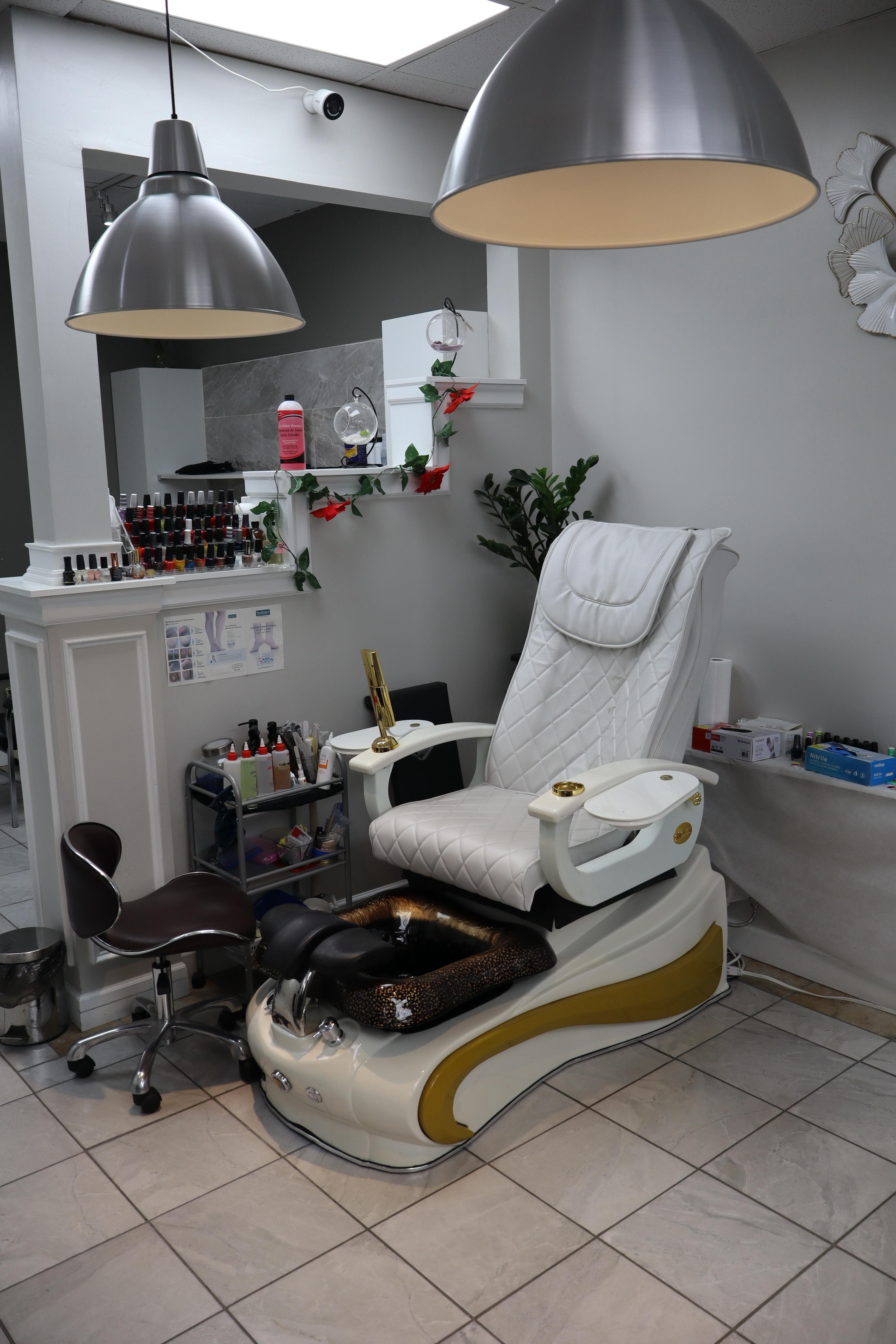 Beauty at Cutz & Curlz Hair & Beauty Salon in Mission, BC